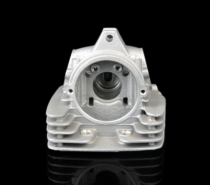 OEM Custom Aluminum Cylinder Head Assembly for BAJAJ 100cc Engines - A-Class Standard Motorcycle Cylinder Top