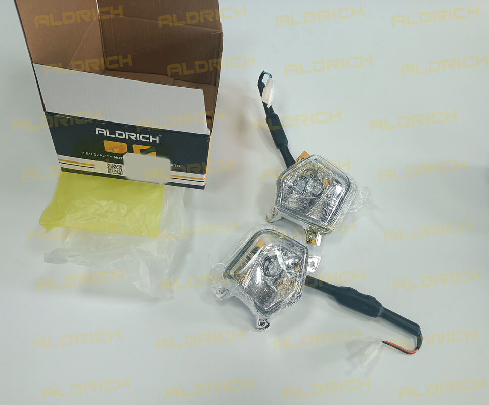 High Quality Motorcycle Turn Signal Light Winker Lamp Assembly for Yamaha Cuxi Spare Parts Wholesale